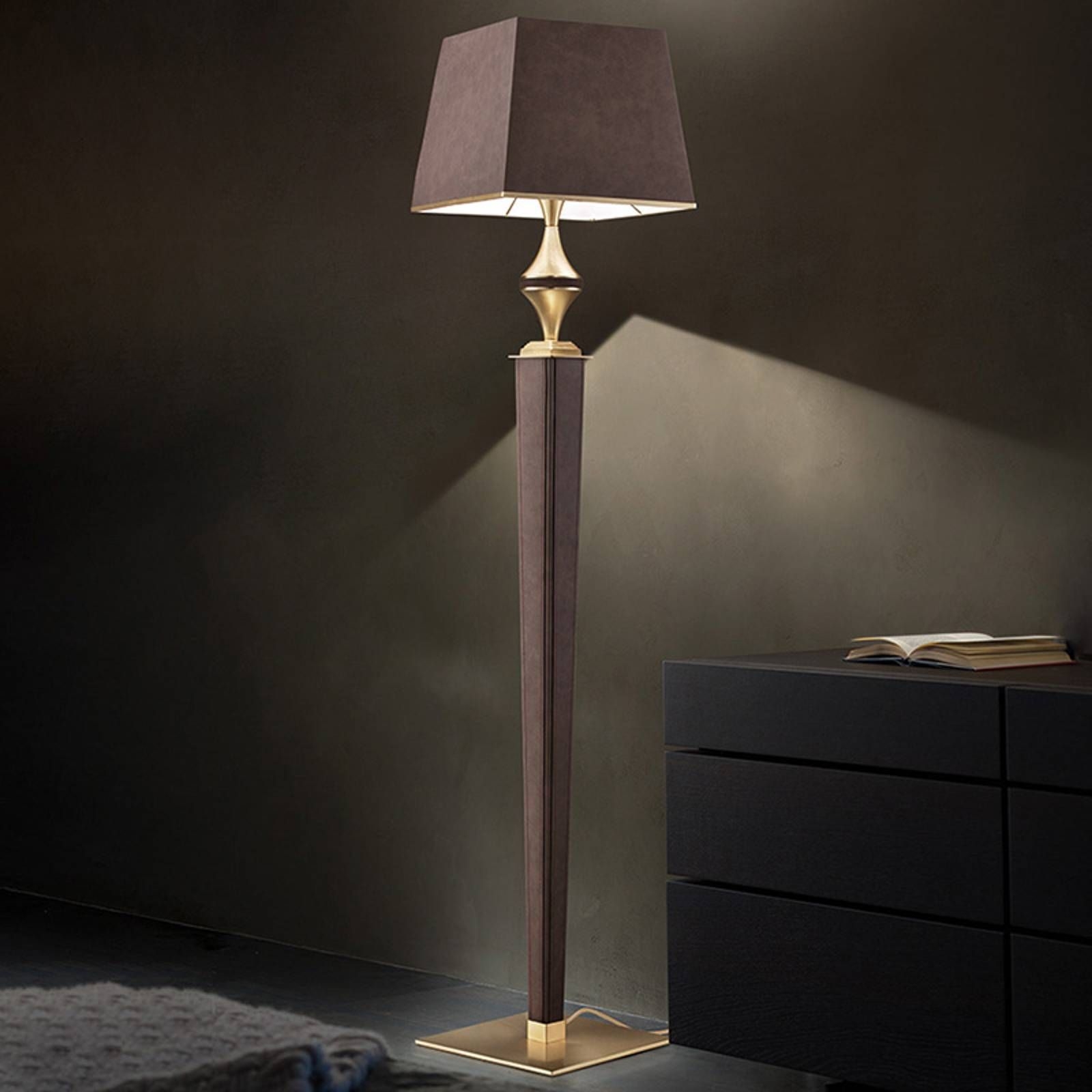 Masiero Darshan floor lamp with a brown leather cover