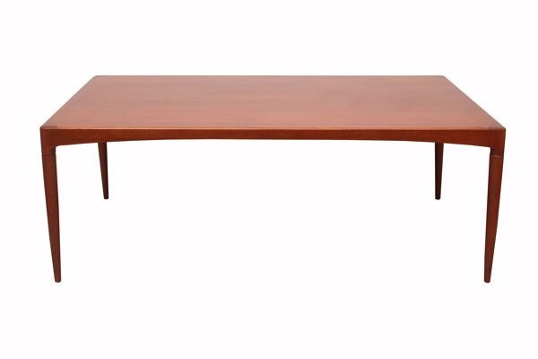 Table basse classique des annes 1960 en teck