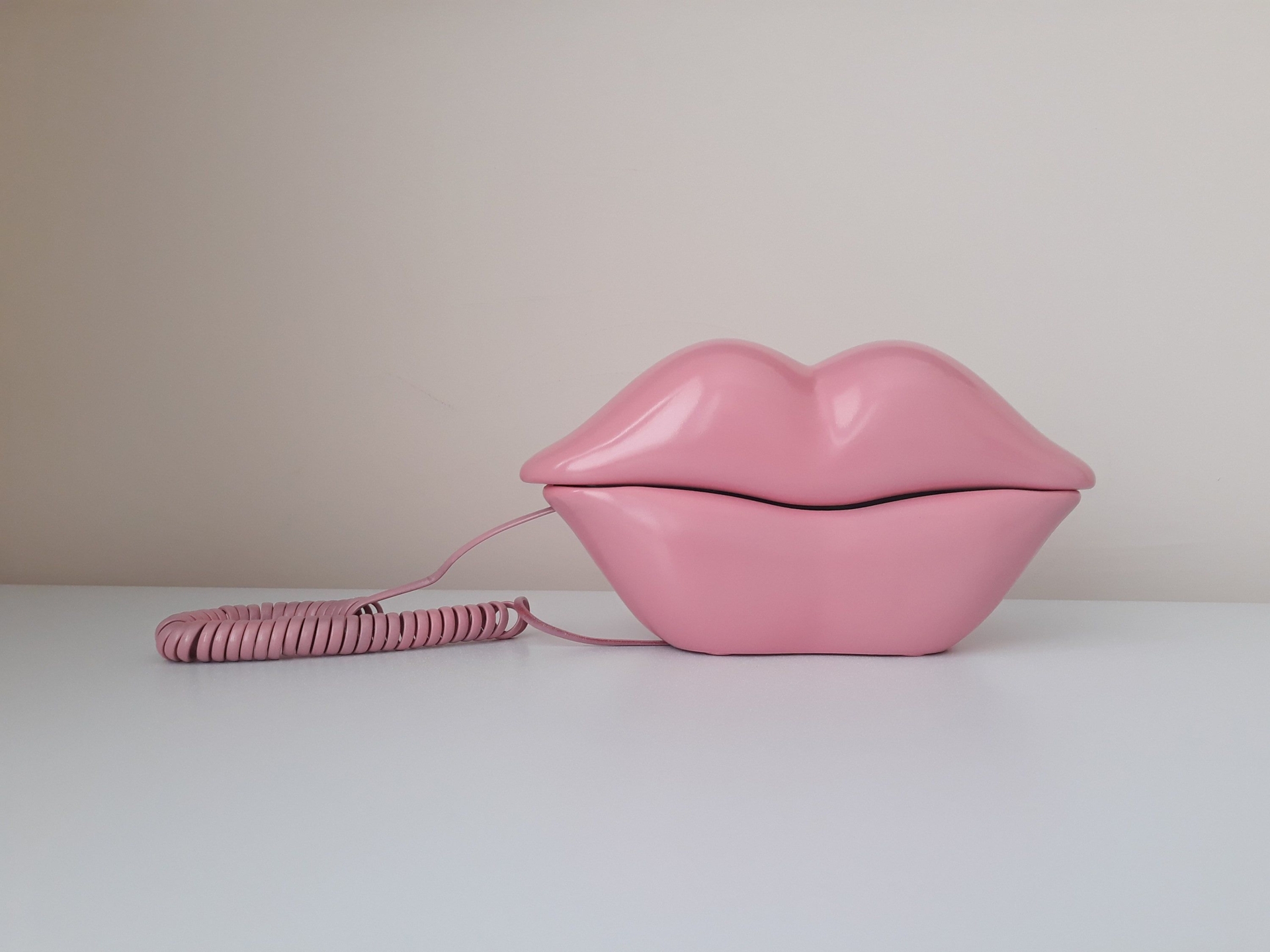 Vintage Lip Phone, Vintage Pink Phone, Pink Phone Home Phone, Telephone, Lip Phone, Red Phone, Pink Phone, Pink, Gift, Gifts, Home Decor