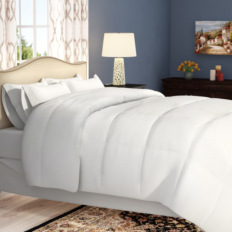Berinda Traditional Comforter