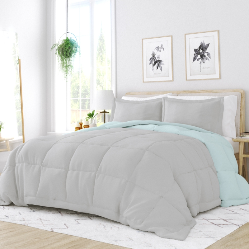 Powhattan Microfiber Reversible Comforter Set