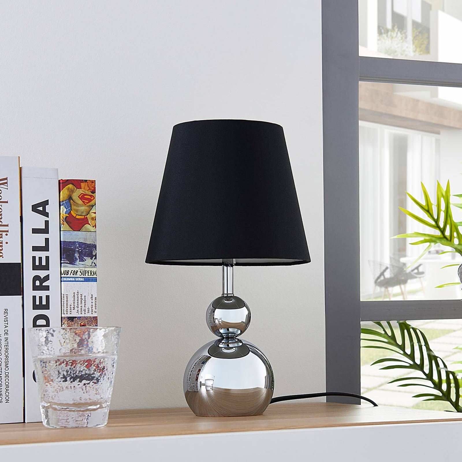 Trendige Nachttischlampen von Lindby Schwarz