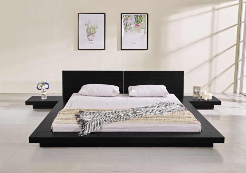 Almalik Panel Bed