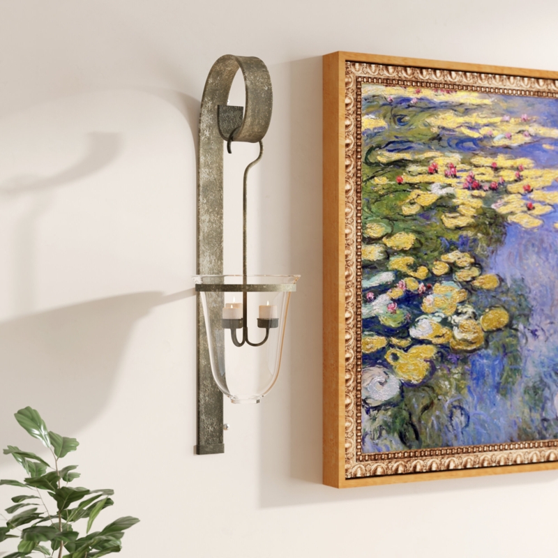 Beseris Hanging Candeliere Wall Sconce