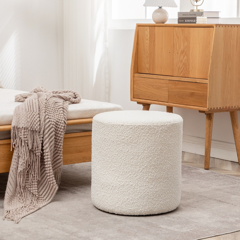 Brynnen 18'' Wide Round Upholstered Ottoman
