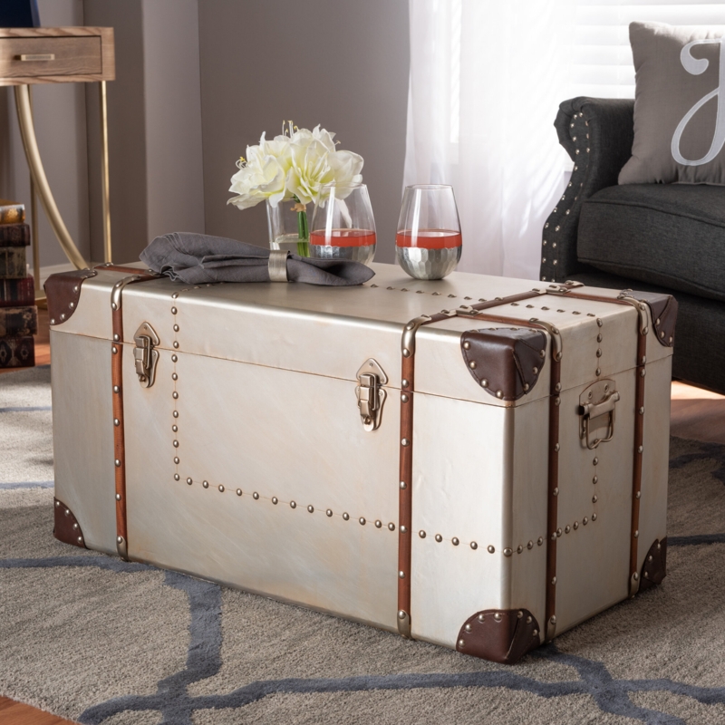 Cutshall Vintage Trunk