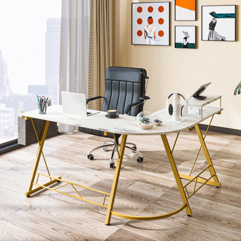 Demarlis Reversible L-Shape Gaming Desk