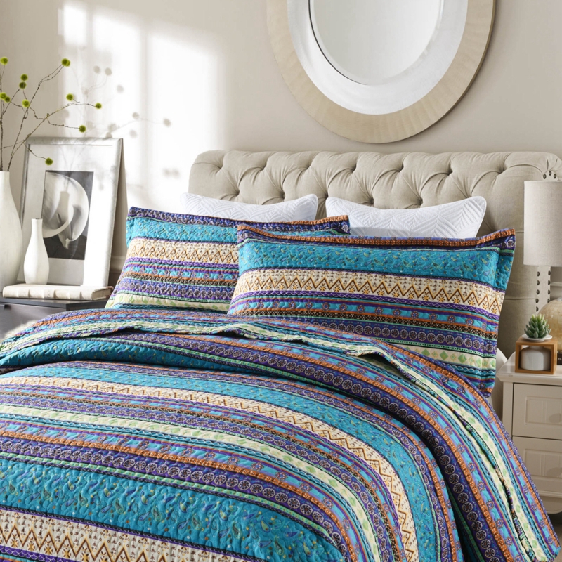 Kersley Striped Quilt Set