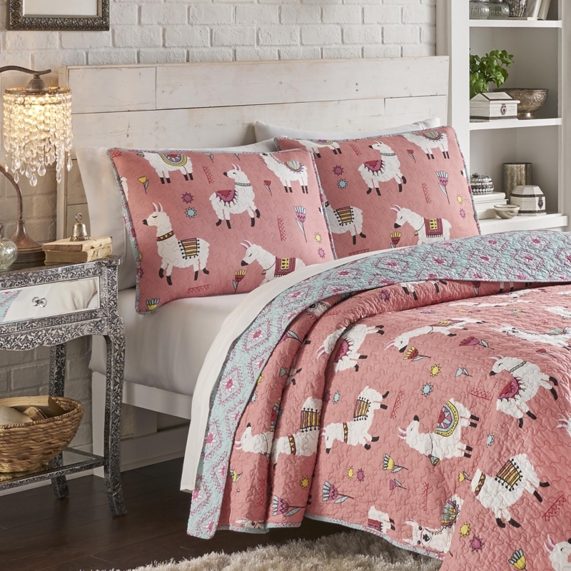 Naquin Farmhouse / Country Cotton Geometric Shapes Quilt Set