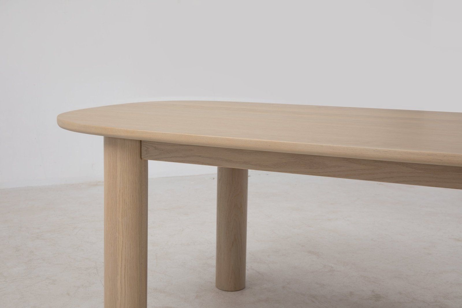 Ora Dining Table - 98 / Nude