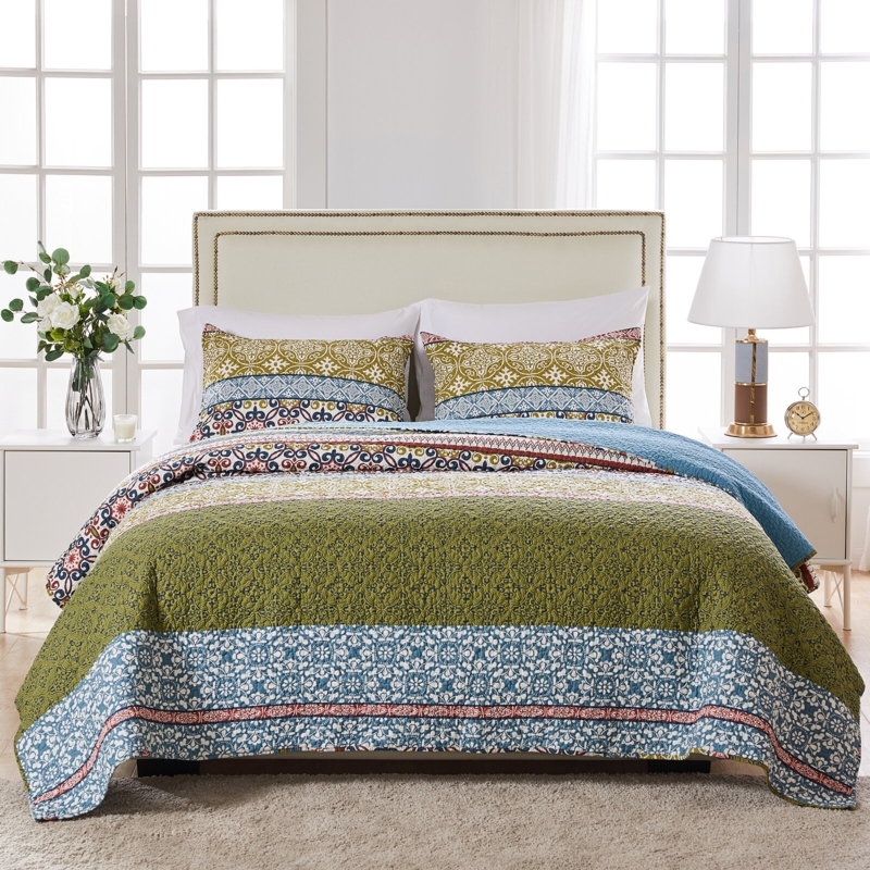 Rodrigo Cotton No Geometric Shapes Quilt Set