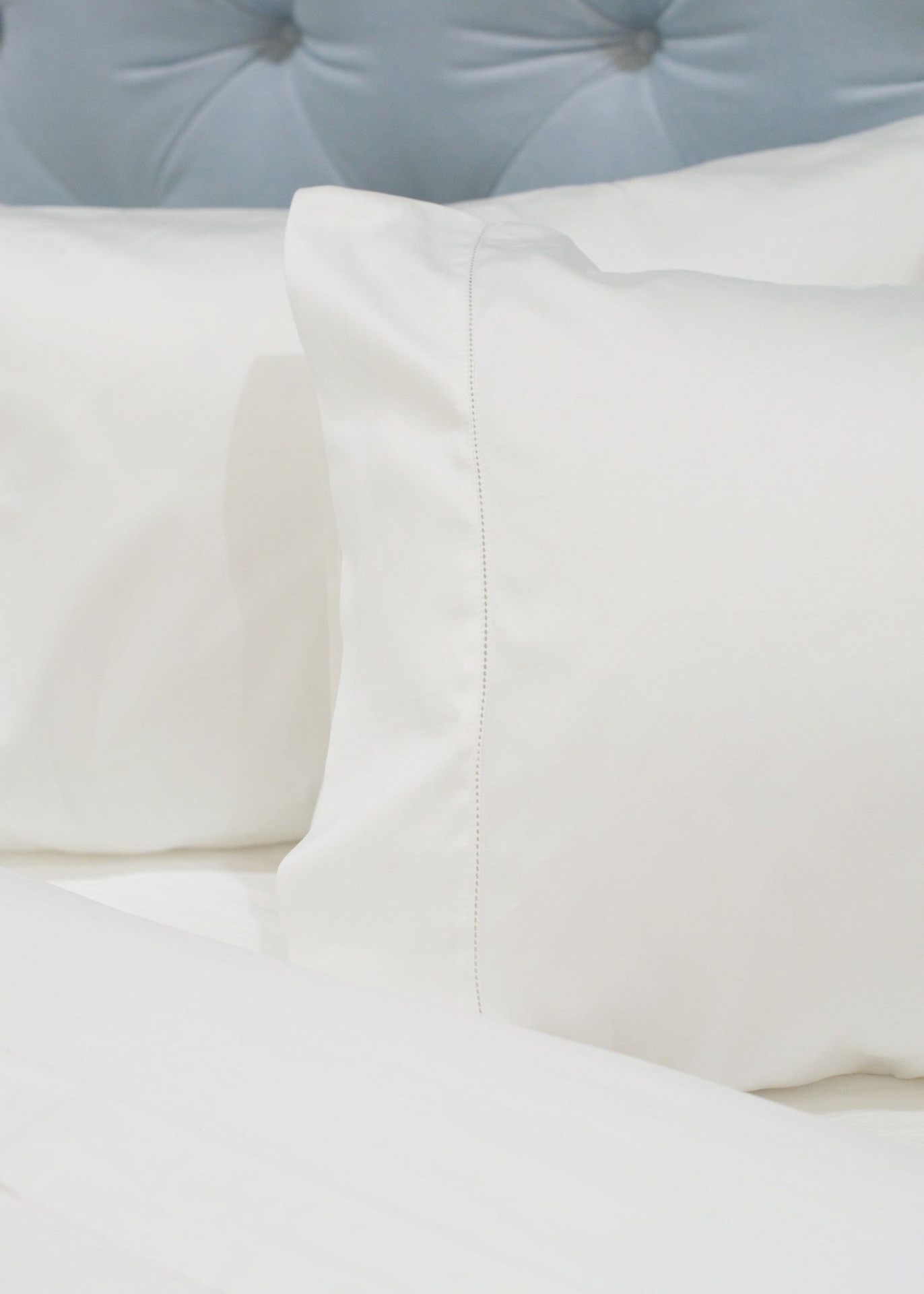 Hemstitch Flat Sheet - White / Queen Percale