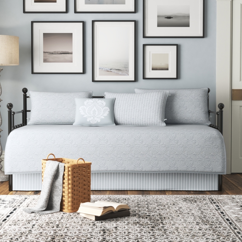 Unique Daybed Bedding