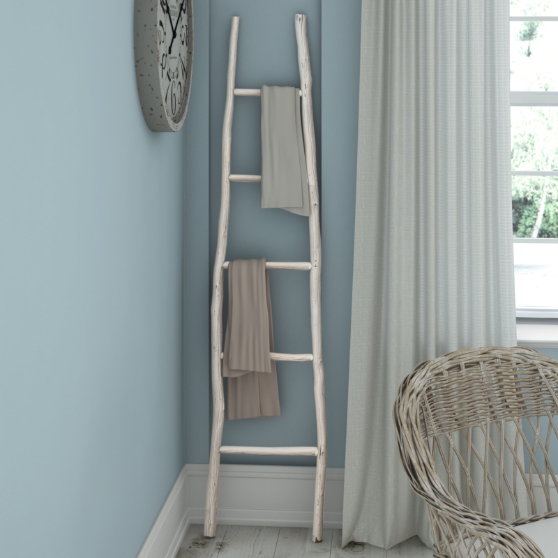 5.9 ft Blanket Ladder