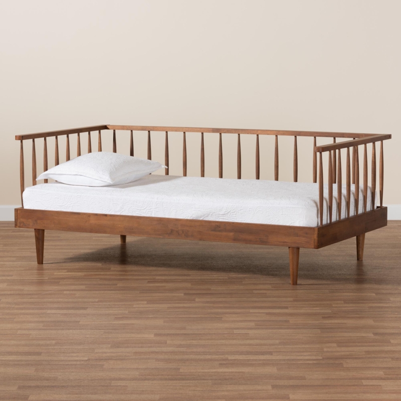 Bronc Daybed