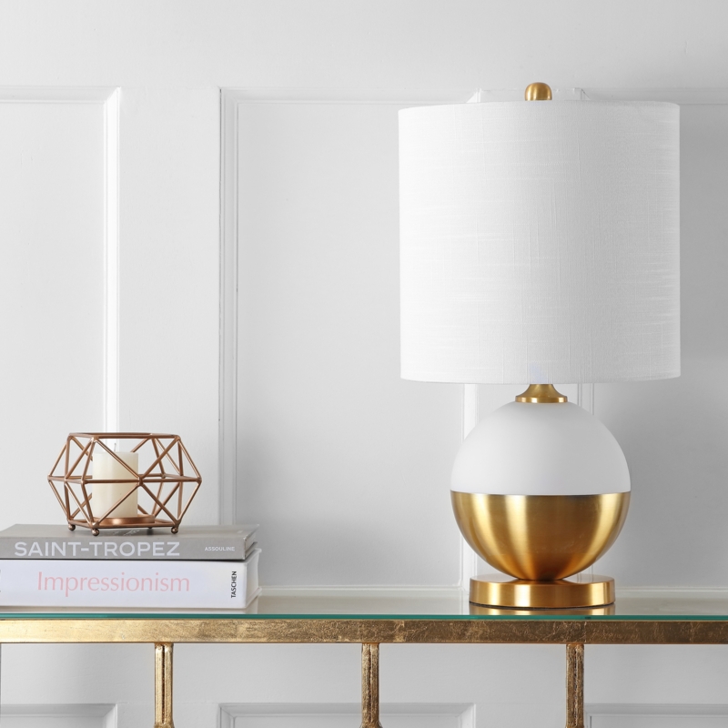 Chuy Table Lamp