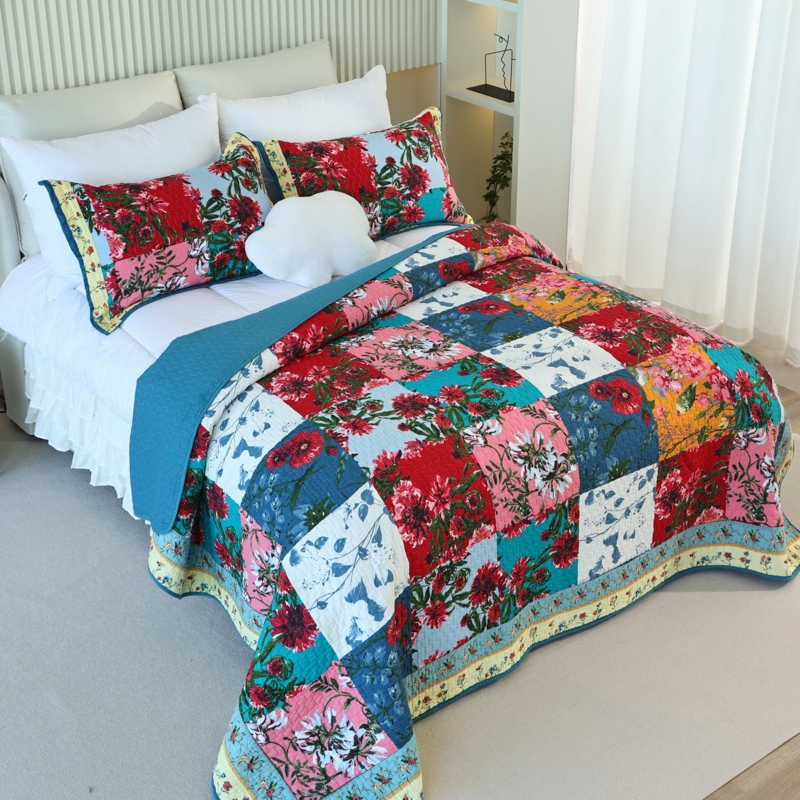 Exuma Red/Blue Floral Cotton Patch Work Quilt Set Bedding