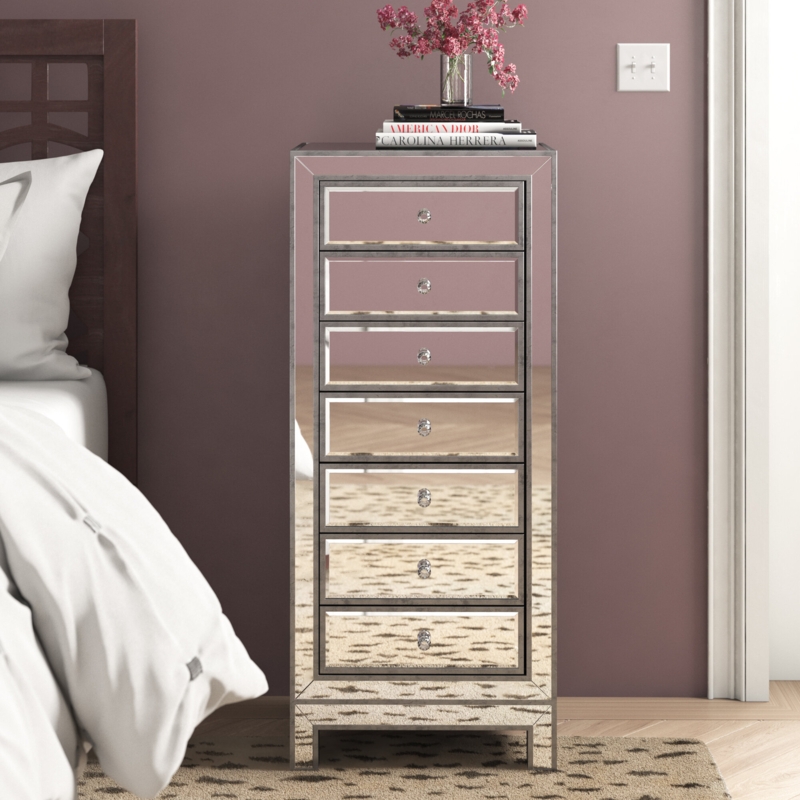 Fairgrove 7 - Drawer Dresser