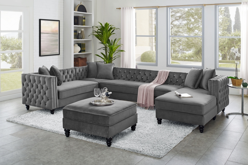 Igikpak 6 - Piece Velvet Sectional