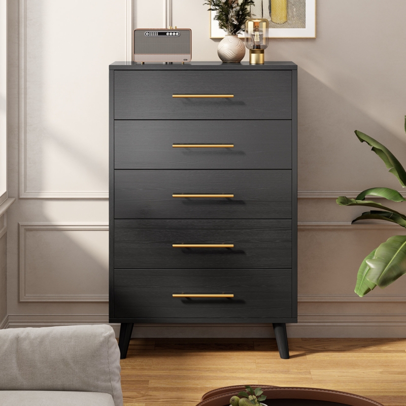 Jakyria 5 - Drawer Dresser