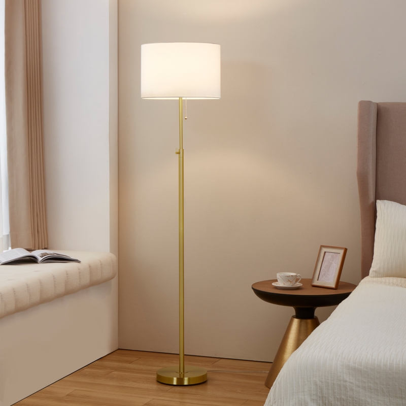 Kelliann 64.5" Traditional Adjustable Floor Lamp