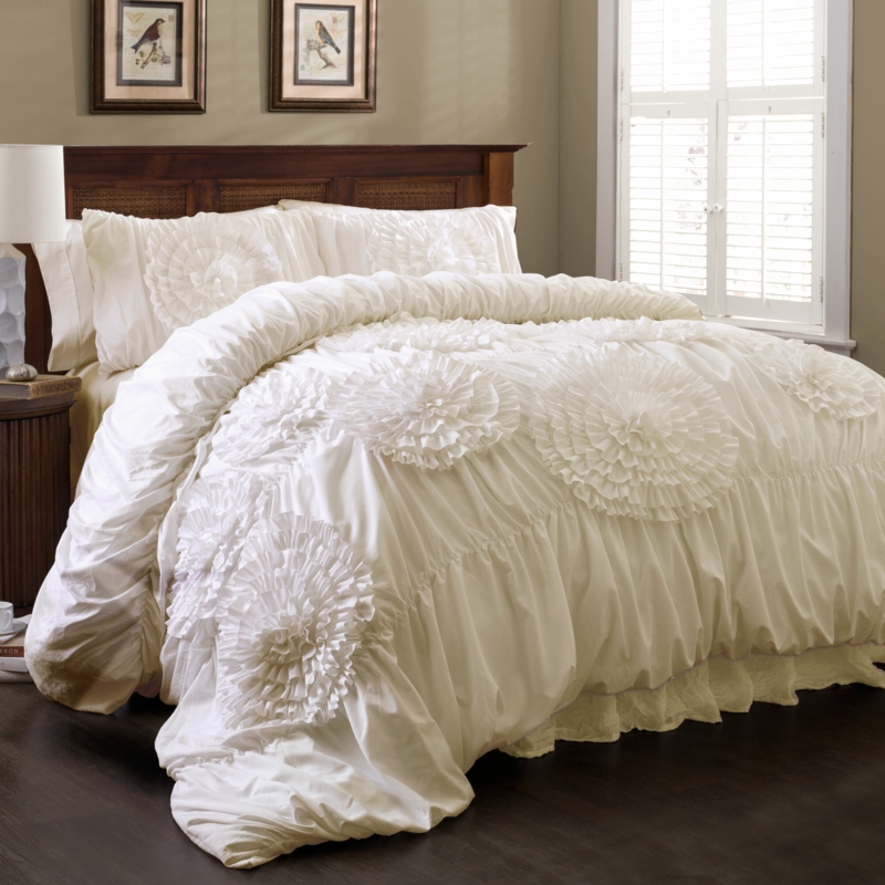 Noren Traditional Floral Comforter Set