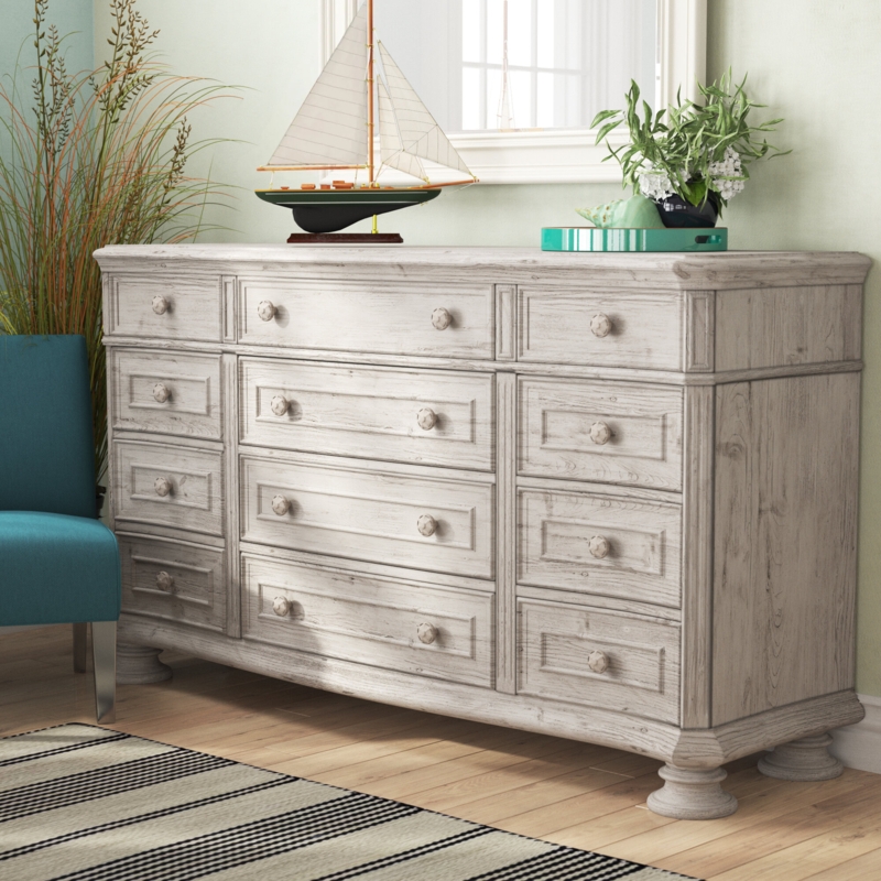 Piland 12 - Drawer Dresser
