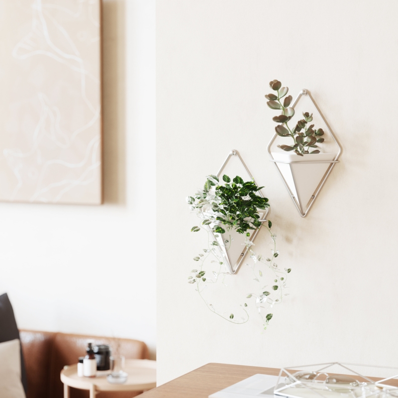 Trigg Modern Abstract Wall Decor on Resin