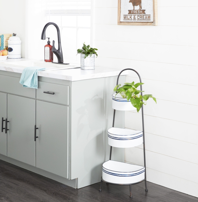 Vanmatre Plant Stand