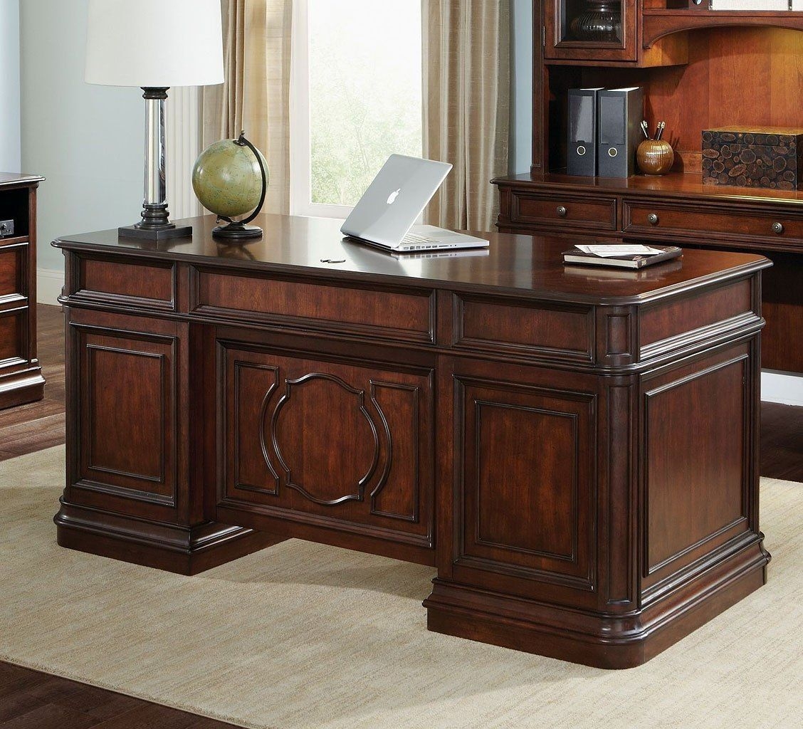 Brayton Manor Jr Executive Desk by Liberty Furniture