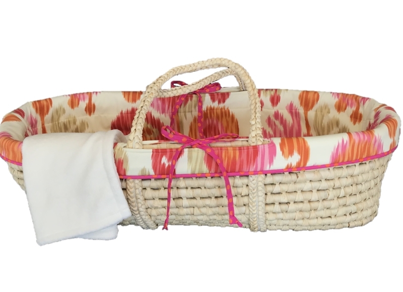 Chen Moses Basket with Bedding