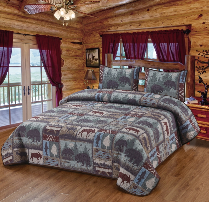 It's a Wildlife Patchwork Woodland Animals Lake Cabin Outdoor Theme Decorative Quilt Bedding Set