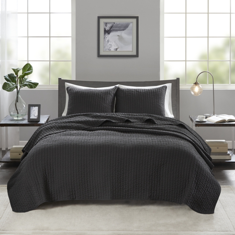 Keaton 3 Piece Quilt Set