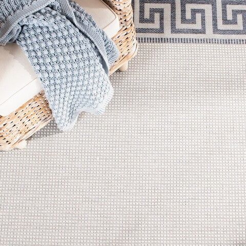 Safavieh Clearance Martha Stewart Indoor Outdoor MSRO331G Silver Rug - 6'7x9'0 - Rectangular