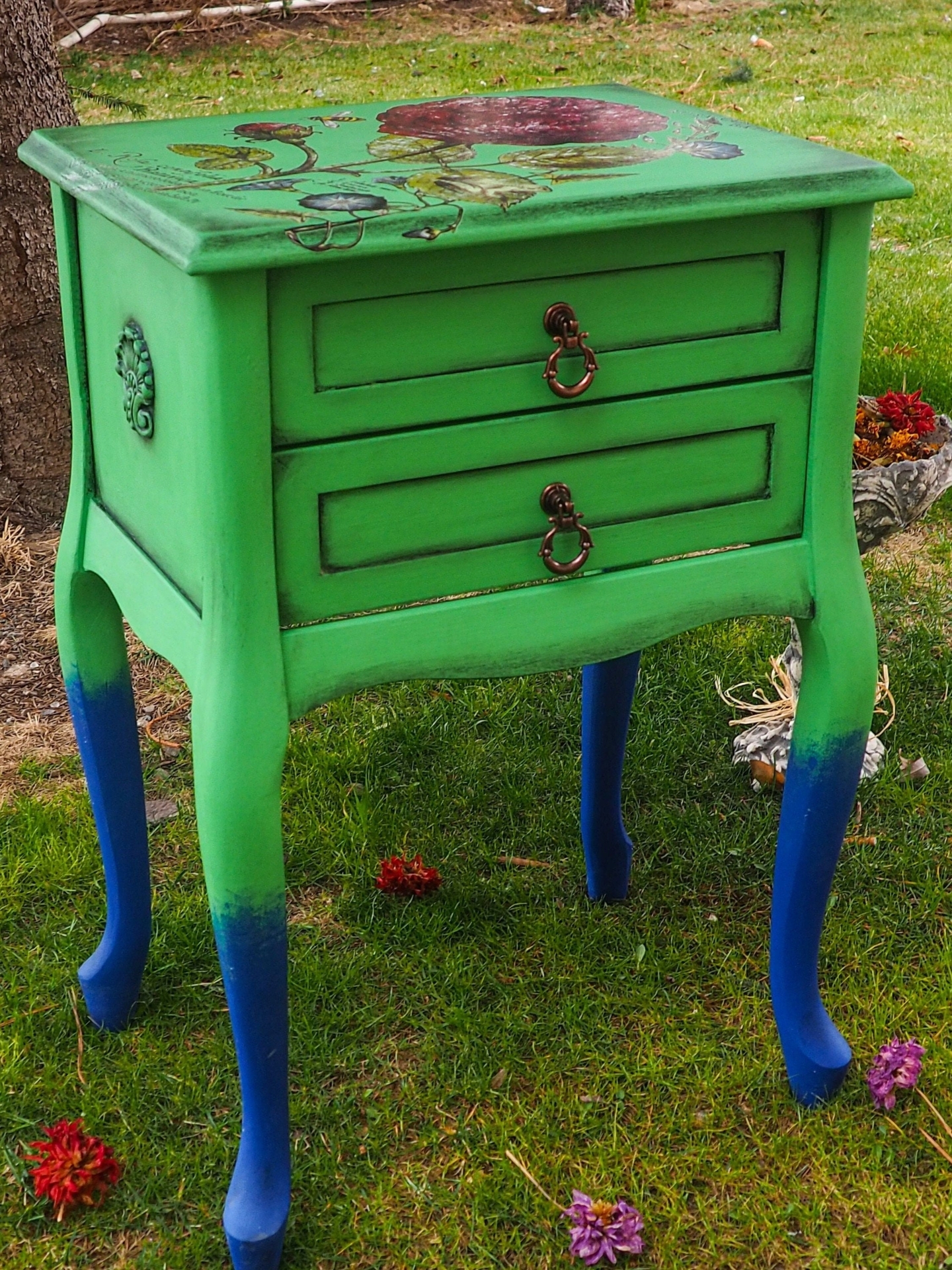 Side Table With 2 Drawers -Vintage Style  -Night Stand  -Bed side Table- Coffee Table-Chest Of Drawer-Green Colour