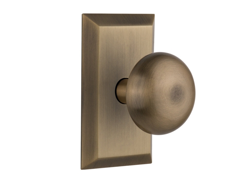 Studio Plate with New York Door Knob