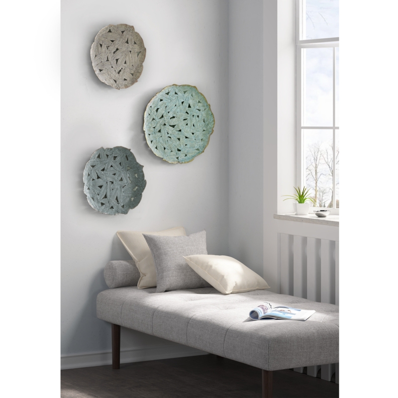 Textured Feather 3-piece Metal Disc Wall Dcor Set