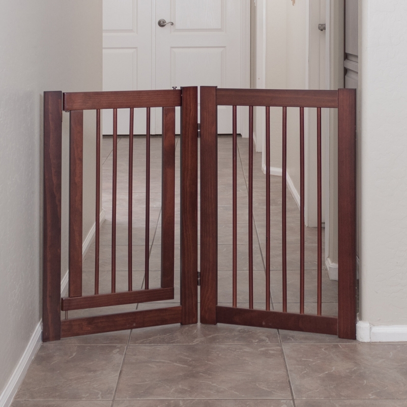 360 Series Wood Free Standing Pet Gate