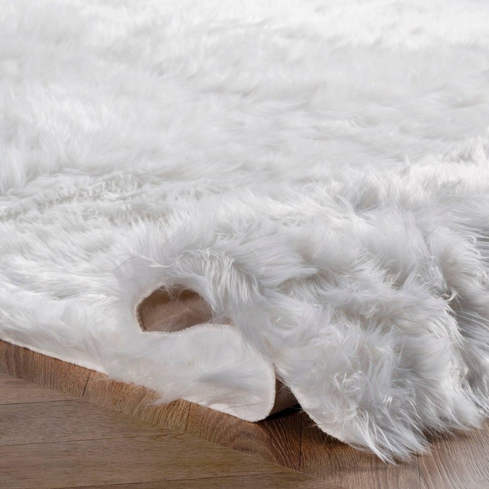 4'x6' Rodolfo Faux Sheepskin Shag Area Rug White - nuLOOM