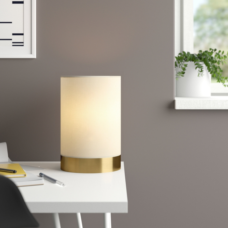 Bertwald Metal Table Lamp