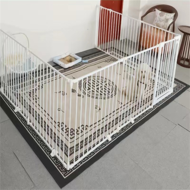 Bruce-Lee Free Standing Pet Gate With Door