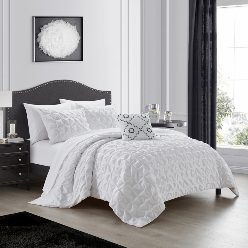 Cotati Geometric Shapes Comforter Set