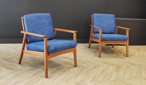 Deux fauteuils du milieu du sicle