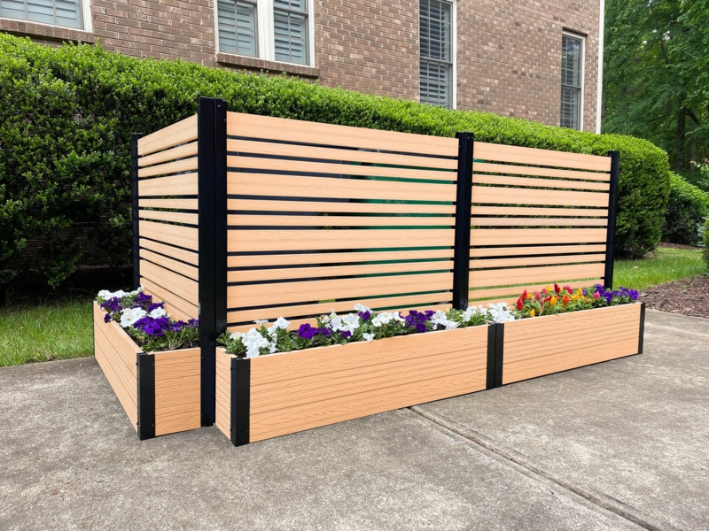 Enclo Florence WoodTek Vinyl Privacy Screen Kit w/ Planter Box 44in H x 46in W x 9.5in D (1 Screen)