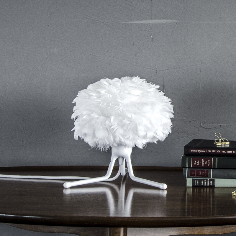 Homan Metal Tripod Lamp