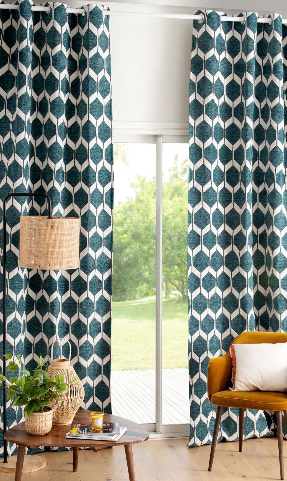 Jacquard-Vorhang aus Chenille mit sen, wei und grn, je 140x300cm