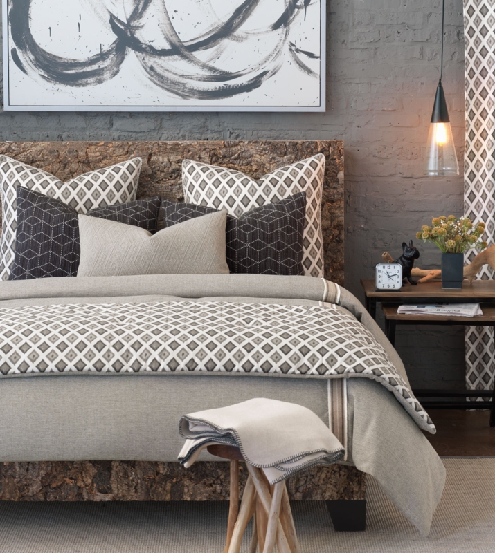 Matterhorn Modern & Contemporary Comforter