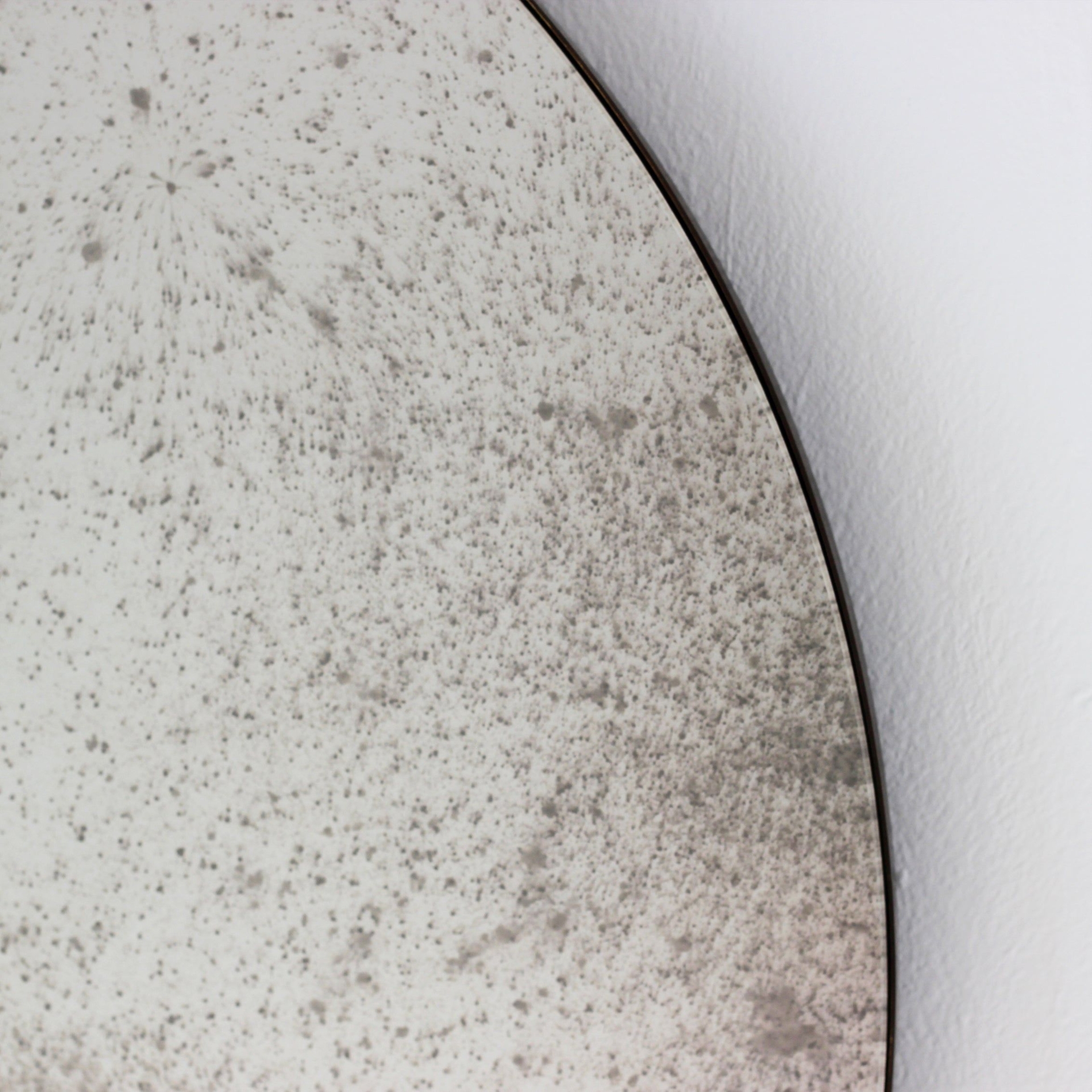 Orbis Antiqued Art Deco Round Mirror with a Bronze Patina Frame - 100cm / 39.4