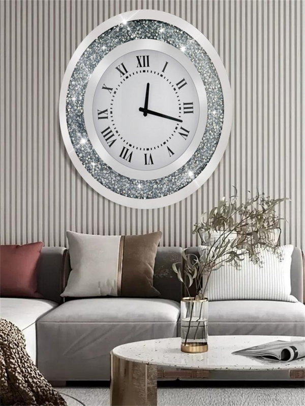 Quintisha Metal Wall Clock