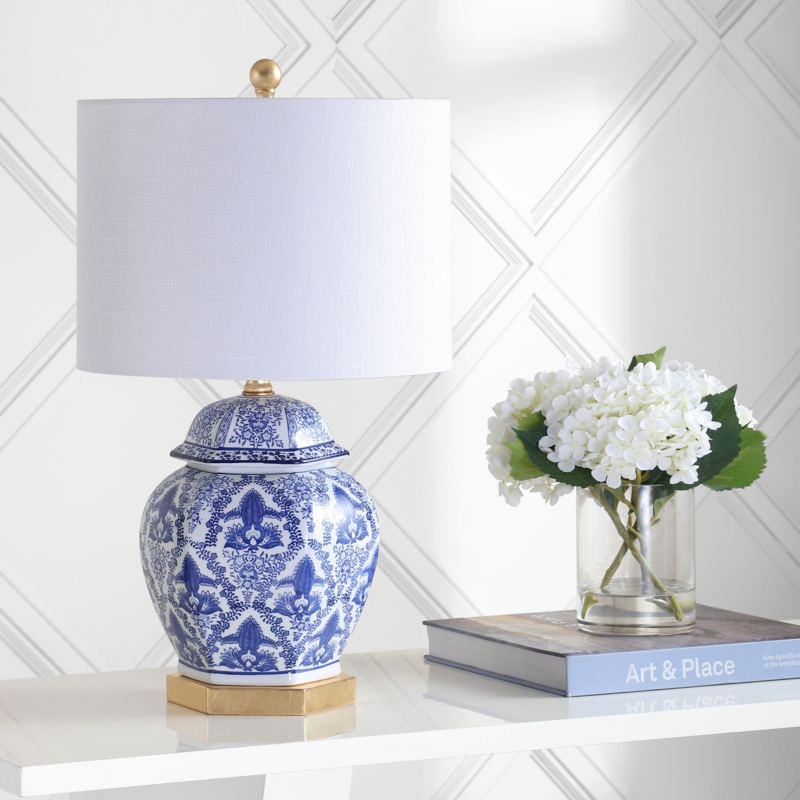 Vallie Metal Table Lamp